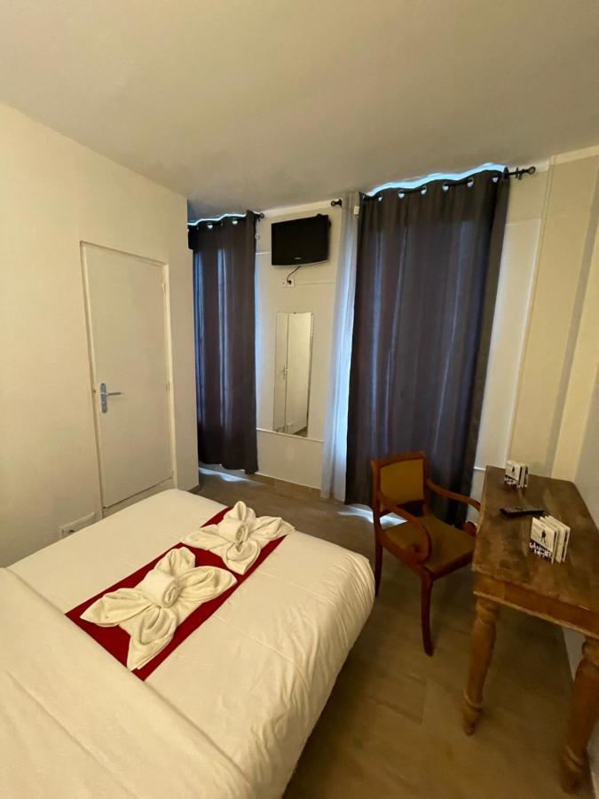 Hotel Central Σαιν-Ντενί Εξωτερικό φωτογραφία