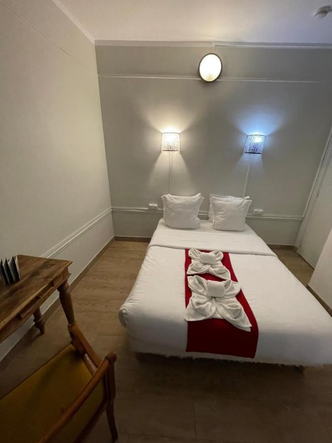 Hotel Central Σαιν-Ντενί Εξωτερικό φωτογραφία