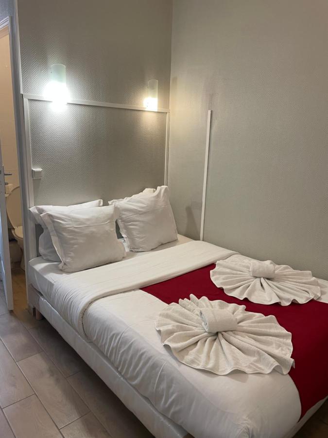 Hotel Central Σαιν-Ντενί Εξωτερικό φωτογραφία